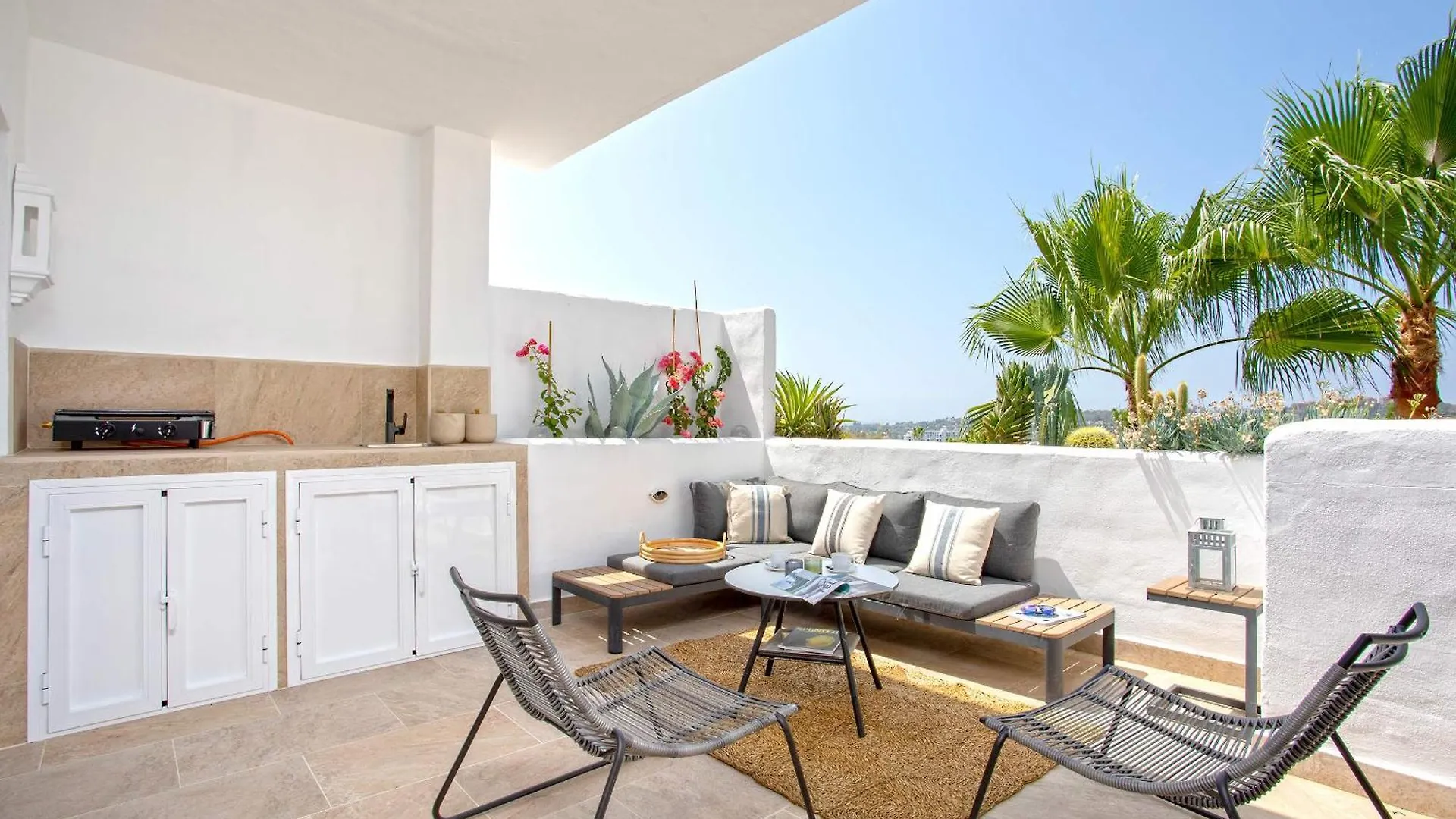 Apartment Genteel Home Tortugas Terrace Marbella Spain